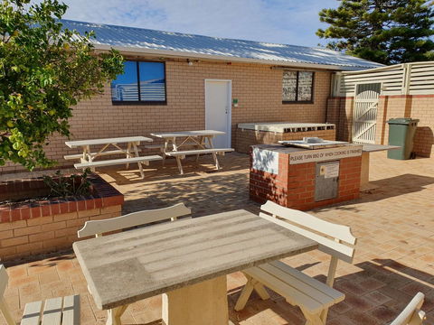 Ocean Beach Chalet 18 - Lennox Head Accommodation 11