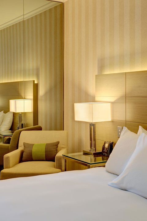 Parmelia Hilton Perth - Lennox Head Accommodation 40