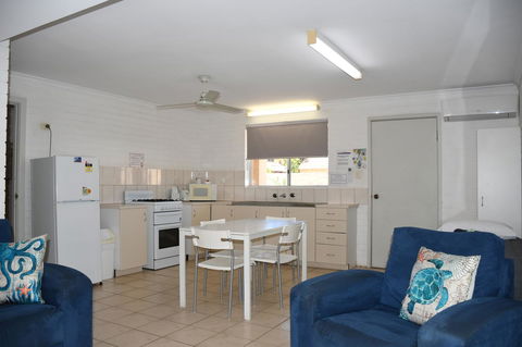Kalbarri Seafront Villas - Lennox Head Accommodation 23