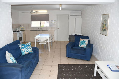 Kalbarri Seafront Villas - Lennox Head Accommodation 12
