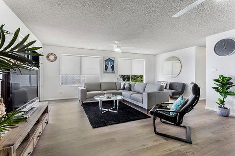 Laman Lodge, Unit 2, 15 Laman Street - Lennox Head Accommodation 1