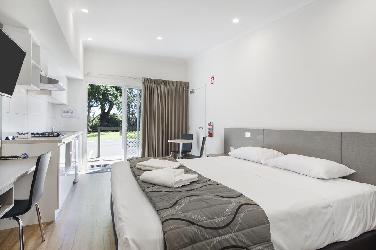 Forrestfield WA Lennox Head Accommodation
