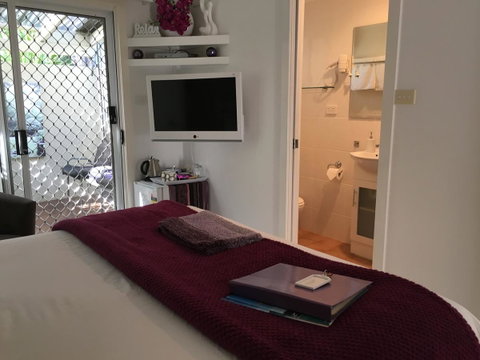 Nelson Bay Bed & Breakfast - Lennox Head Accommodation 21