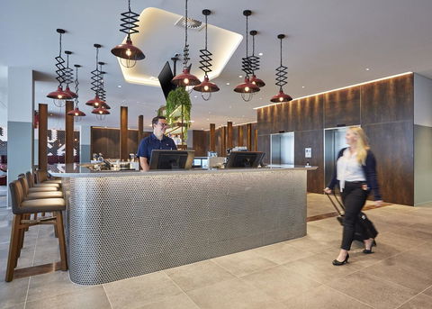 Holiday Inn Express Sydney Airport, An IHG Hotel - Lennox Head Accommodation 2