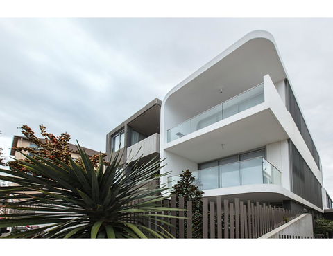 Oceanside Elegance At Superb Home Steps From Sand - Lennox Head Accommodation 19