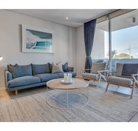 Oceanside Elegance At Superb Home Steps From Sand - Lennox Head Accommodation