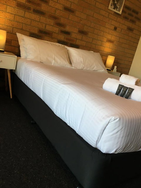 Bega Downs Motor Inn - Lennox Head Accommodation 12