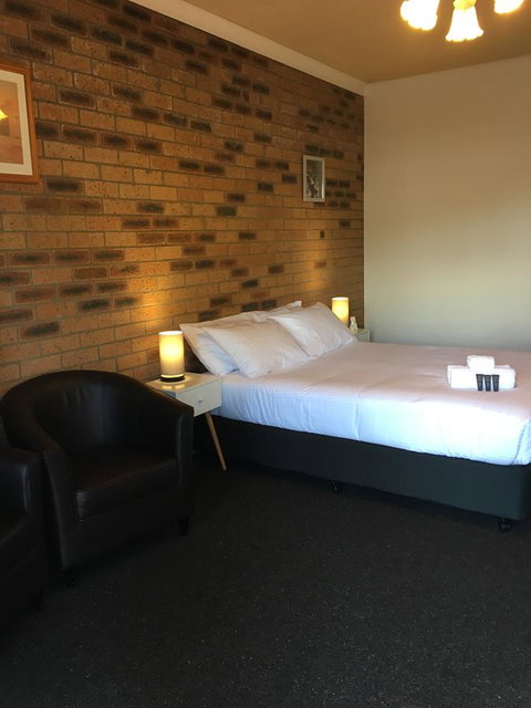 Bega Downs Motor Inn - Lennox Head Accommodation 8