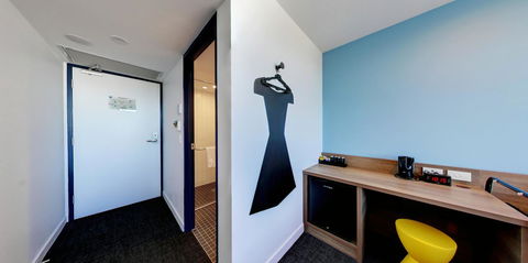 Ibis Budget Sydney Airport - Lennox Head Accommodation 12