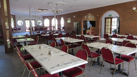 Albury Paddlesteamer Motel - Lennox Head Accommodation 13