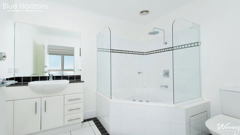 Blue Horizons, Unit 808, 41-45 Shoal Bay Road - Lennox Head Accommodation 14