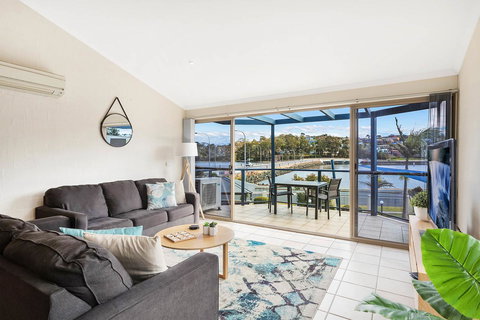Sails Luxury Apartments Merimbula - Lennox Head Accommodation 32