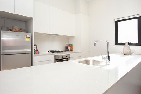 Stylish Apartment With Garage Near Bondi Beach - Lennox Head Accommodation 3