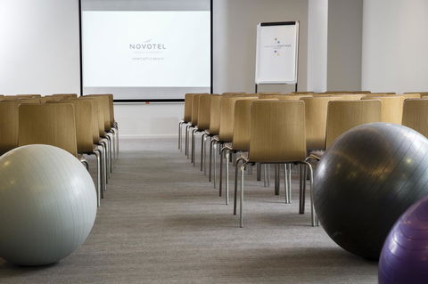Novotel Newcastle Beach - Lennox Head Accommodation 20