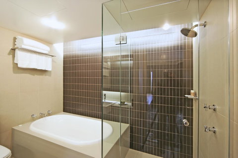 PARKROYAL Parramatta - Lennox Head Accommodation 6