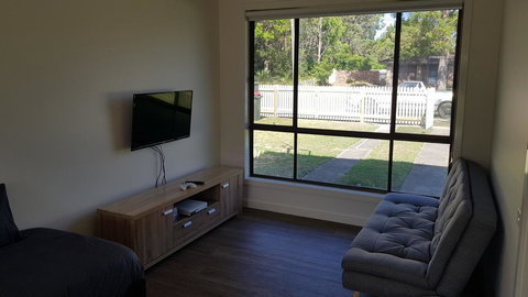 Golden Hill Cottage - Lennox Head Accommodation 14