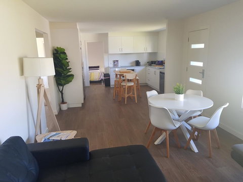 Golden Hill Cottage - Lennox Head Accommodation 8