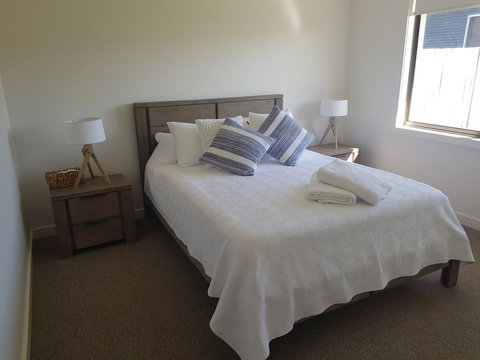 Golden Hill Cottage - Lennox Head Accommodation 6