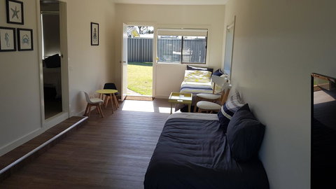 Golden Hill Cottage - Lennox Head Accommodation 15
