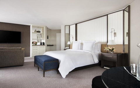 Four Seasons Hotel Sydney - Lennox Head Accommodation 2