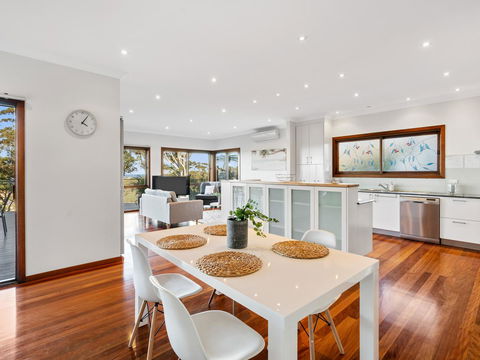 The Beach House Terrigal - Lennox Head Accommodation 4