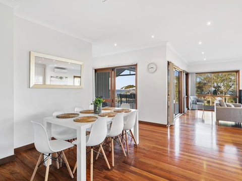 The Beach House Terrigal - Lennox Head Accommodation 3