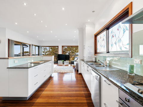 The Beach House Terrigal - Lennox Head Accommodation 2