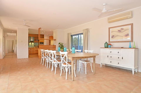 JE Guesthouse, Central To All The Hunter Valley Has To Offer - Lennox Head Accommodation 7