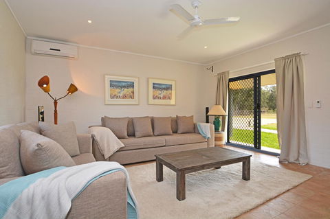JE Guesthouse, Central To All The Hunter Valley Has To Offer - Lennox Head Accommodation 1