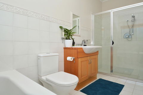 JE Guesthouse, Central To All The Hunter Valley Has To Offer - Lennox Head Accommodation 22