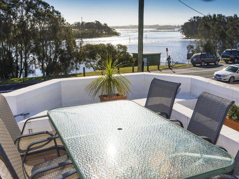 2 The Breckenridge - Lennox Head Accommodation 0