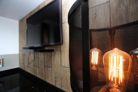 Honeysuckle Executive Apartments - Lennox Head Accommodation 25