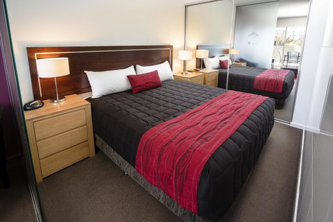 Honeysuckle Executive Apartments - Lennox Head Accommodation 27