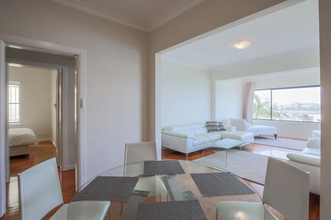 Ultimate Bondi Escape #2 - A Bondi Beach Holiday Home - Lennox Head Accommodation 7