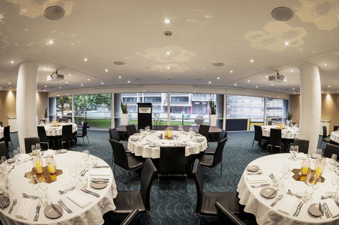 Novotel Sydney Darling Square - Lennox Head Accommodation 23