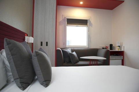 Ibis Sydney Airport - Lennox Head Accommodation 0