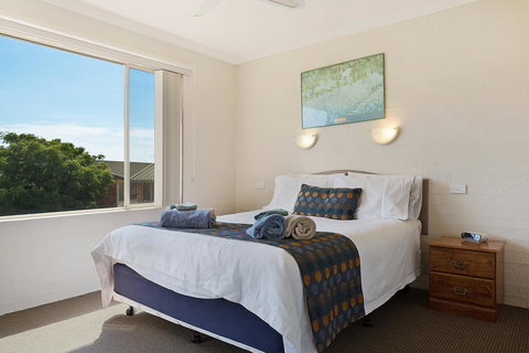 Baywatch Apartments Merimbula - Lennox Head Accommodation 11