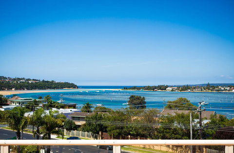 Baywatch Apartments Merimbula - Lennox Head Accommodation 7