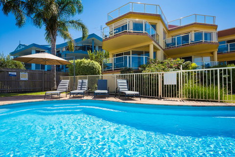 Baywatch Apartments Merimbula - Lennox Head Accommodation 10