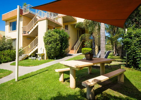 Baywatch Apartments Merimbula - Lennox Head Accommodation 4