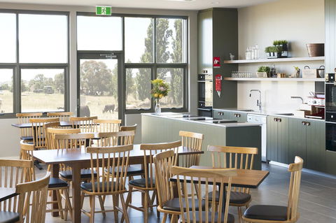 Abode Murrumbateman - Lennox Head Accommodation 3