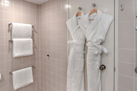 Crowne Plaza Sydney Airport, An IHG Hotel - Lennox Head Accommodation 24