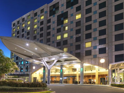 Crowne Plaza Sydney Airport, An IHG Hotel - Lennox Head Accommodation 11