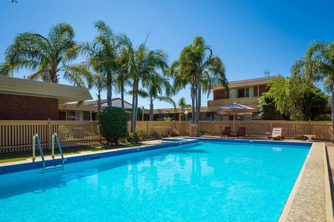 Kalindo Merimbula - Lennox Head Accommodation 0
