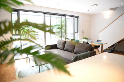 New SilkRoad Apartments Sydney - Lennox Head Accommodation 5