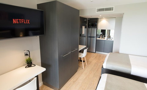 Studio 8 Residences - Adults Only - Lennox Head Accommodation 4