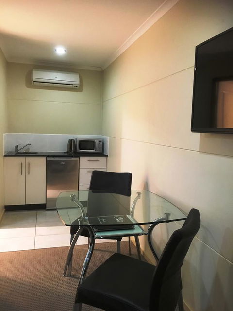 Balranald Club Motel - Lennox Head Accommodation 9