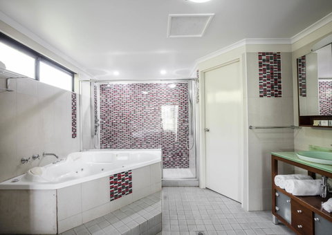 Mercure Darwin Airport Resort - Lennox Head Accommodation 11