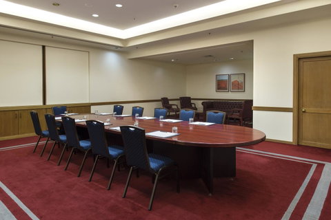 Hilton Darwin - Lennox Head Accommodation 40