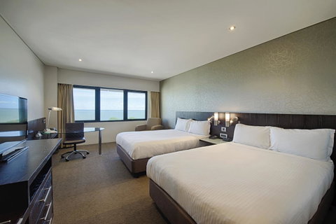 Hilton Darwin - Lennox Head Accommodation 14